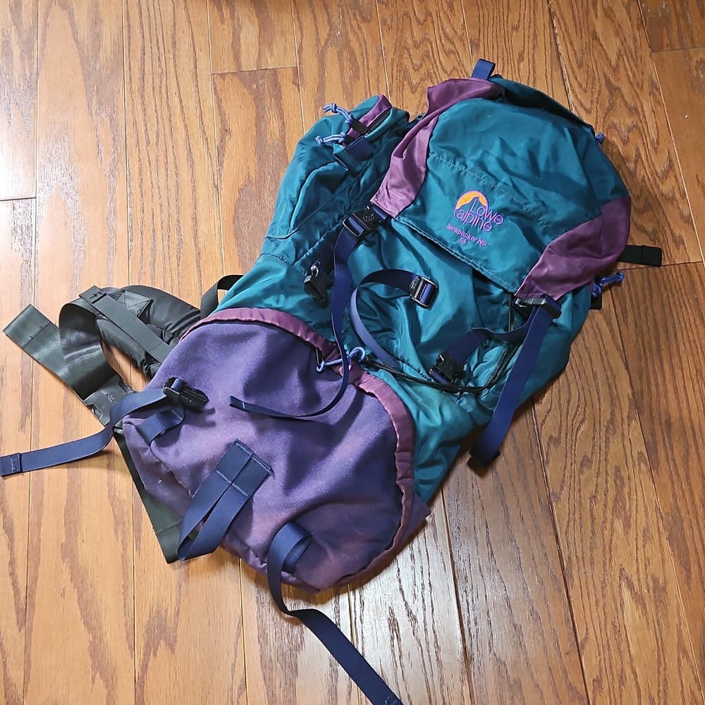 Vintage Hiking Backpack Lowe Alpine Backpacker ND 55 Teal Purple Frame